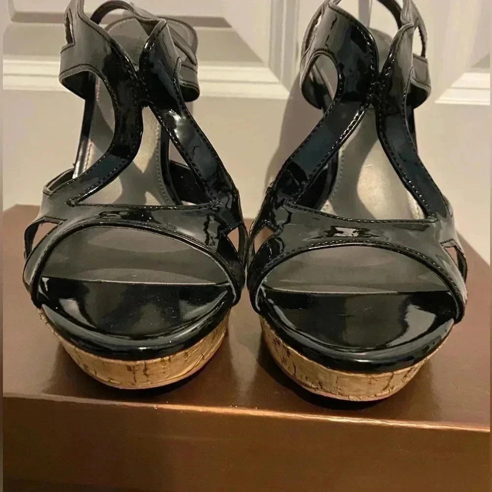 Audrey Brooke Shiny Black Cork Heeled Shoes Sz 8 - Picture 8 of 12